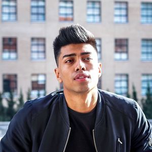 Meet your Posher, Victor